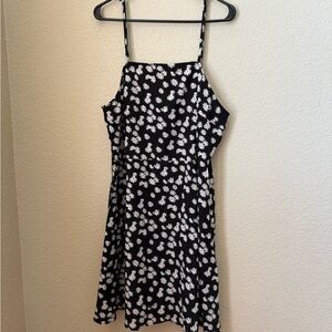 Daisy Print Dress